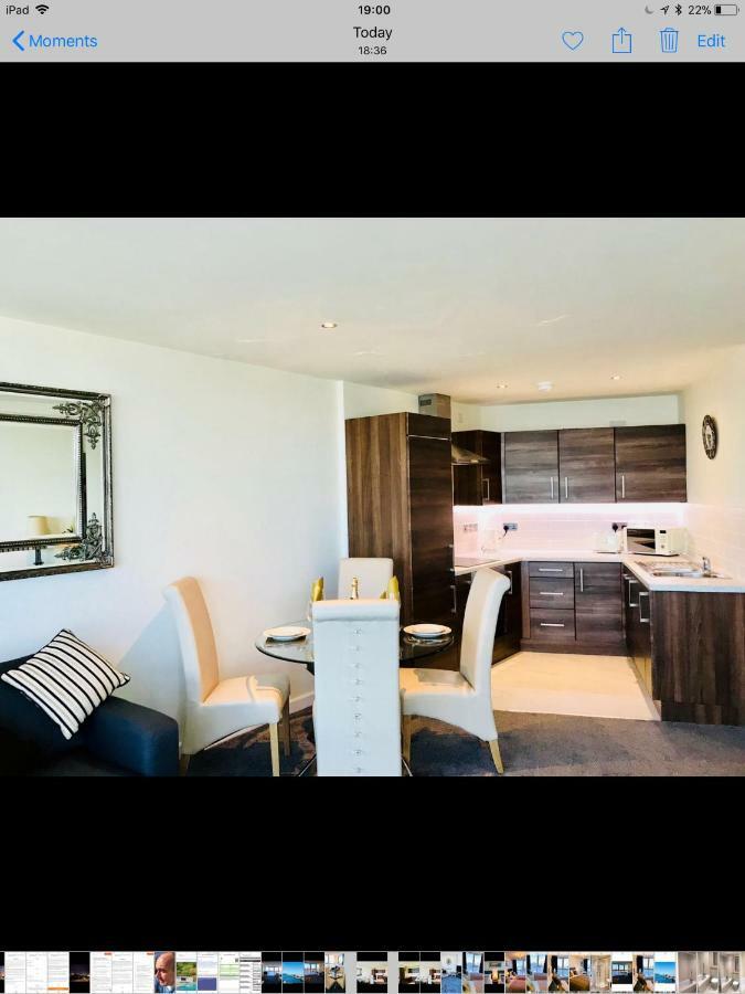 Luxury 2 Bedroom Apartment In Prime City Location Belfast Exterior foto